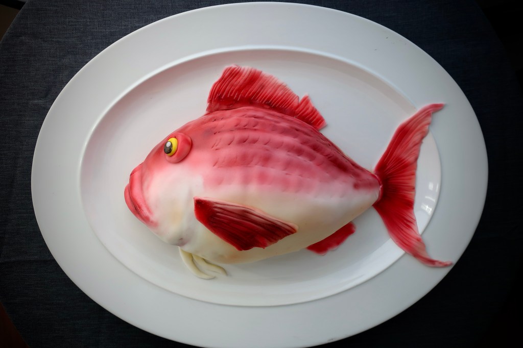 Motivtorte roter Fisch