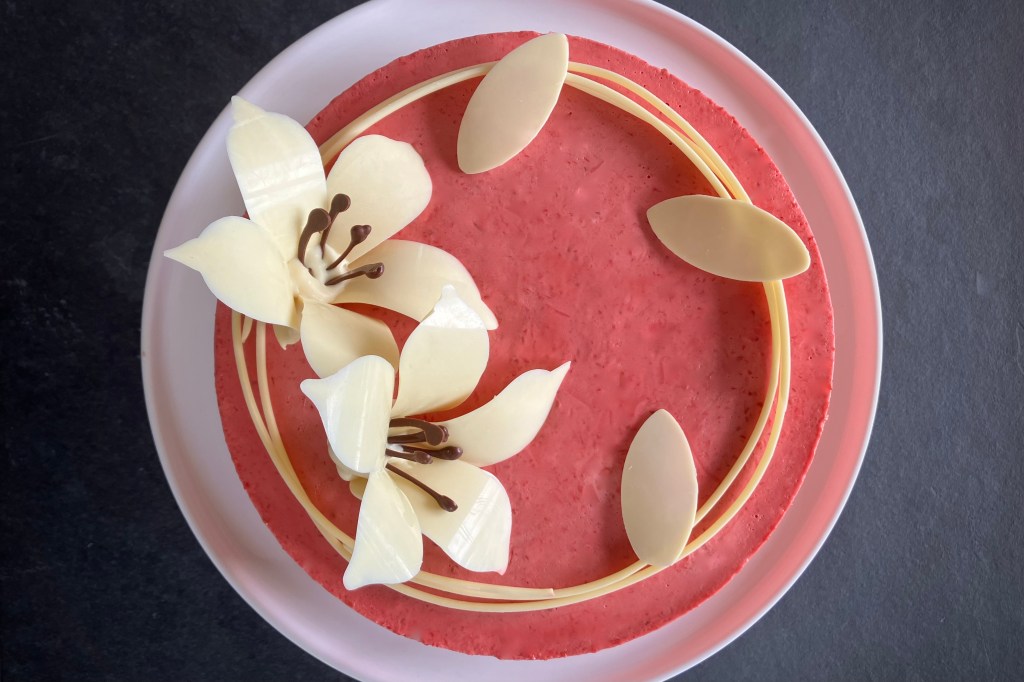 Weiße Schokoladen-Lilien